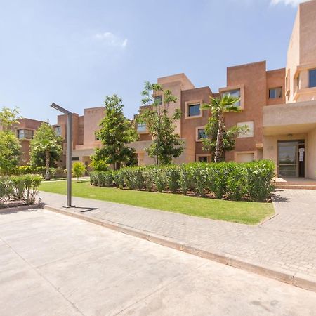 Lumineux Et Vue Degagee Sur Piscine A Prestigia Apartamento Marraquexe Exterior foto