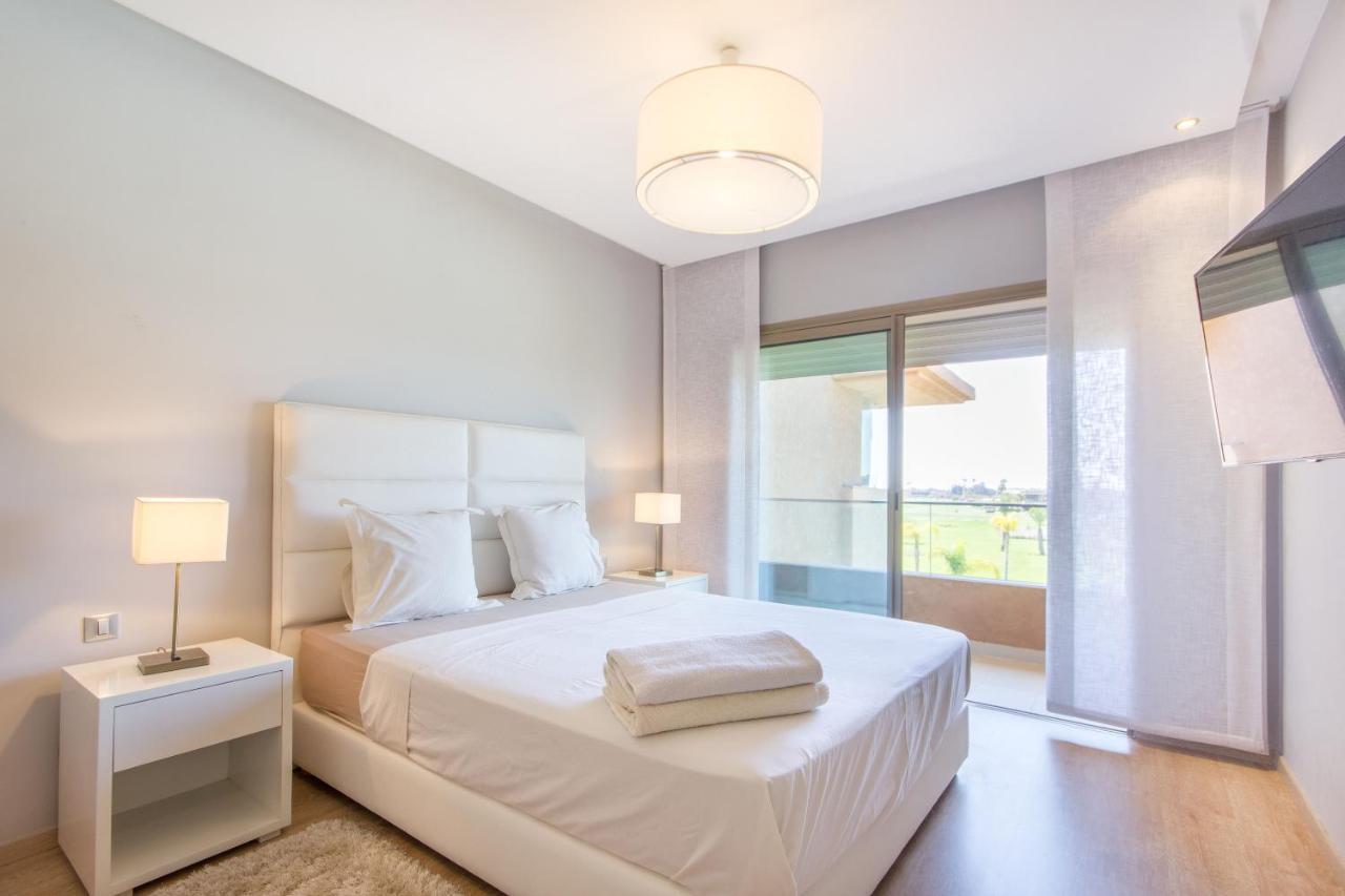 Lumineux Et Vue Degagee Sur Piscine A Prestigia Apartamento Marraquexe Exterior foto