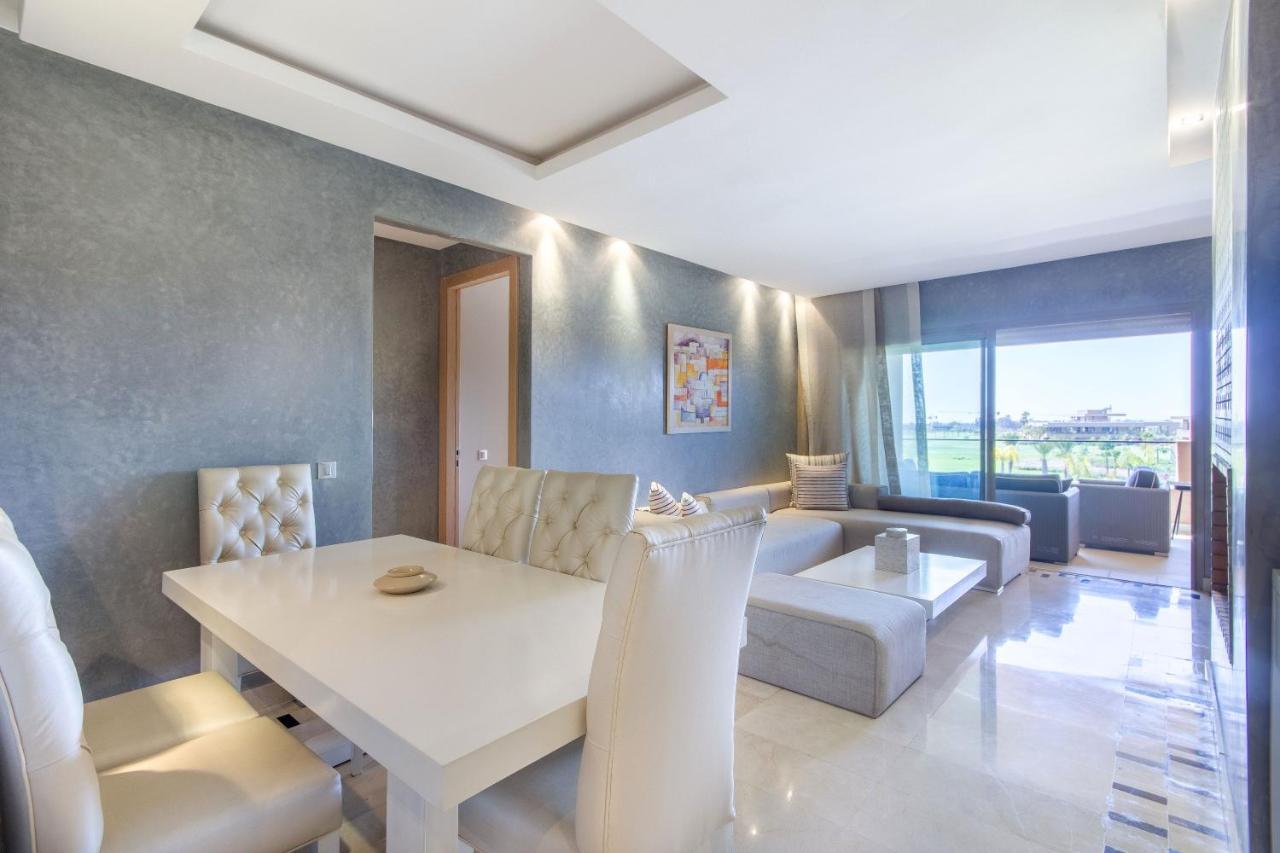 Lumineux Et Vue Degagee Sur Piscine A Prestigia Apartamento Marraquexe Exterior foto