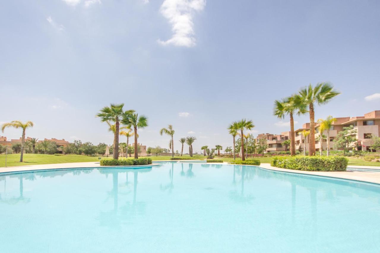 Lumineux Et Vue Degagee Sur Piscine A Prestigia Apartamento Marraquexe Exterior foto
