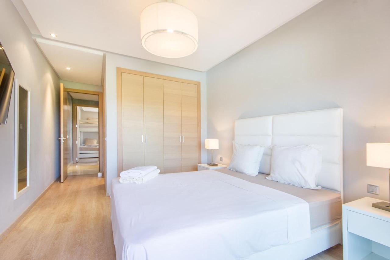 Lumineux Et Vue Degagee Sur Piscine A Prestigia Apartamento Marraquexe Exterior foto